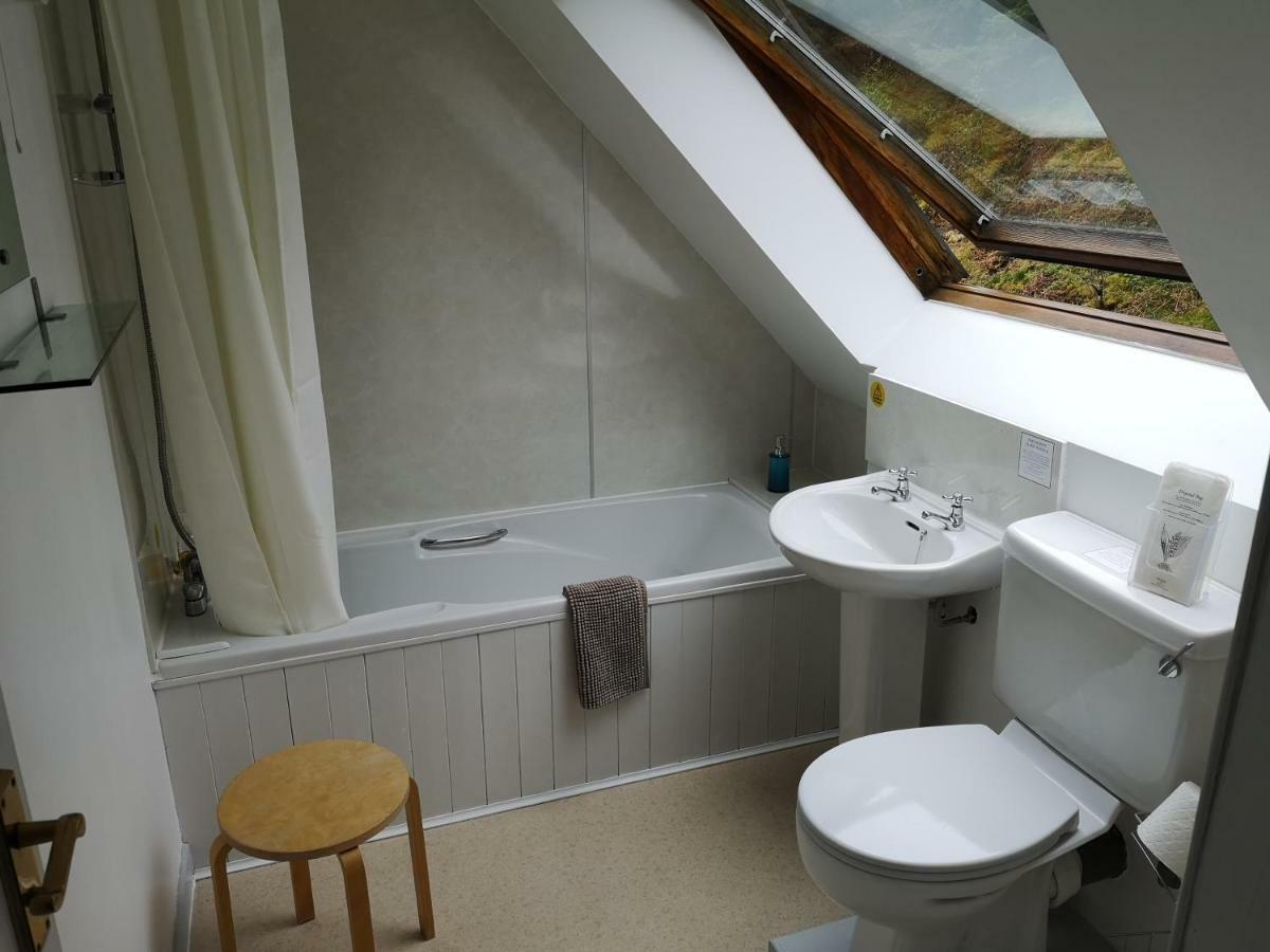 Skye Picture House Otel Broadford  Dış mekan fotoğraf